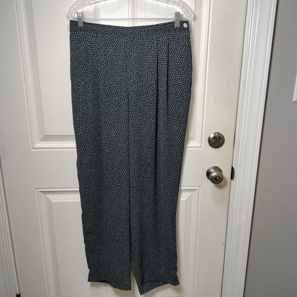Liz Sport Elegant Black and White Women's Trousers Size 14 Petite